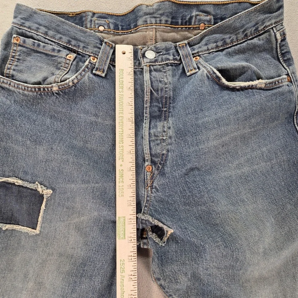 Levis 542 Jeans Mens Blue Med Wash Relaxed Buckle Back Patched Fits 34x28